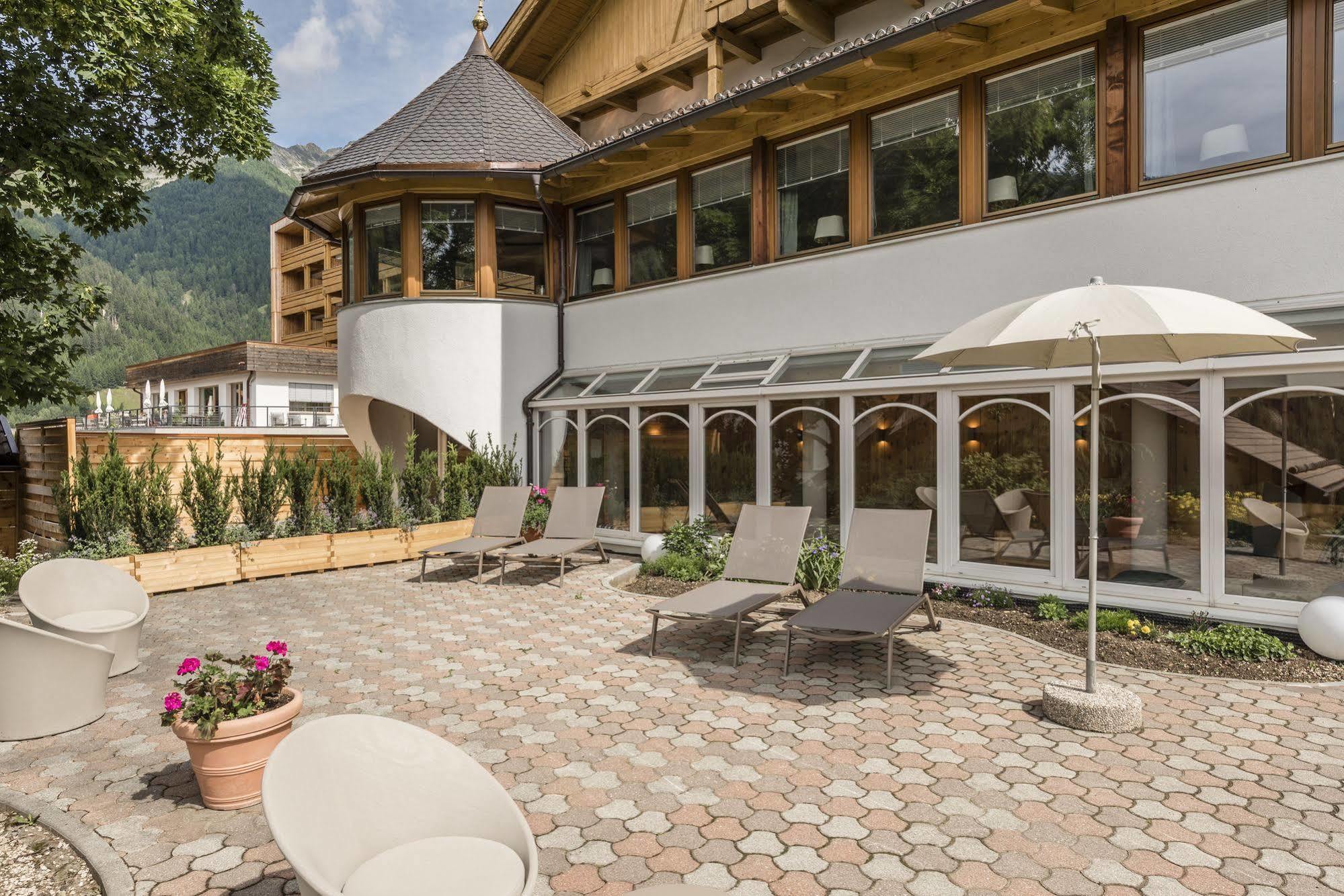 Bed & Breakfast Abis - Dolomites Rio di Pusteria Luaran gambar